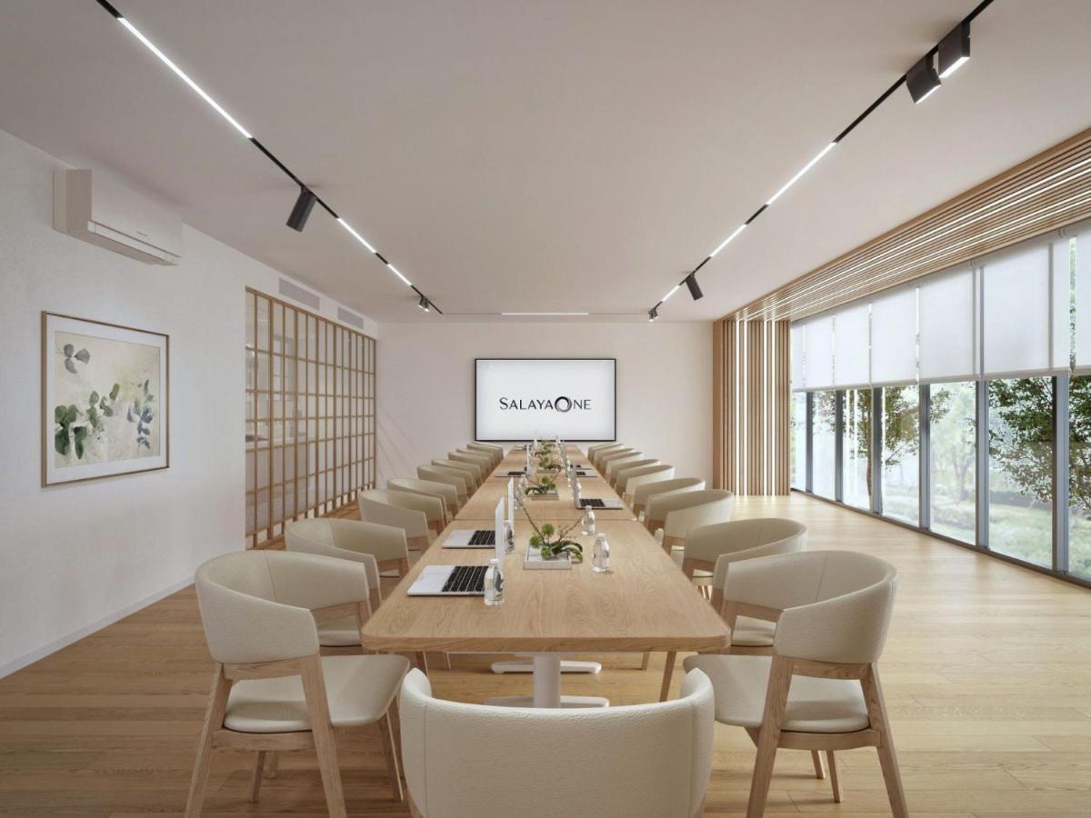 Salaya One Hotel & Service Apartment エクステリア 写真
