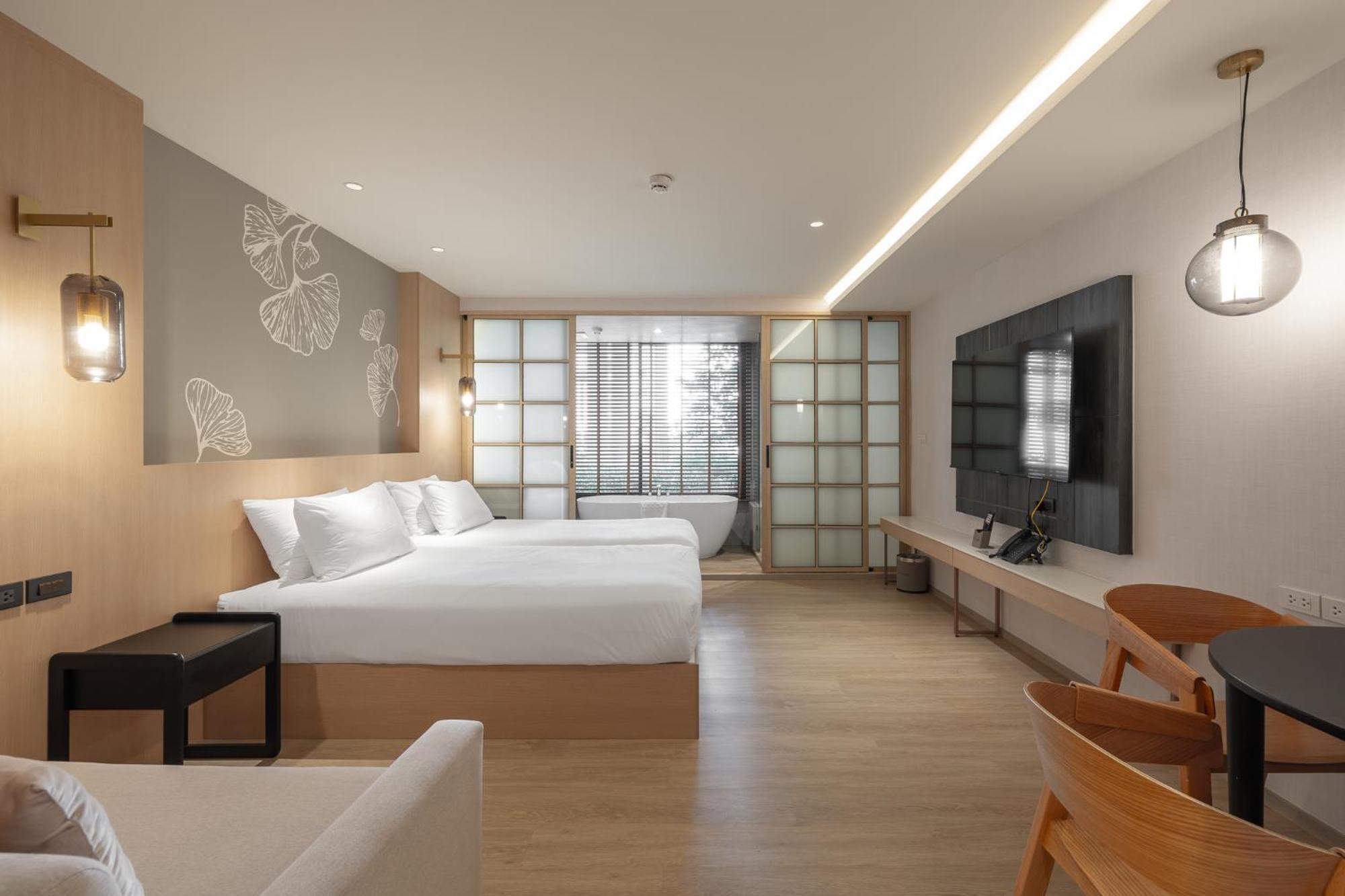 Salaya One Hotel & Service Apartment エクステリア 写真